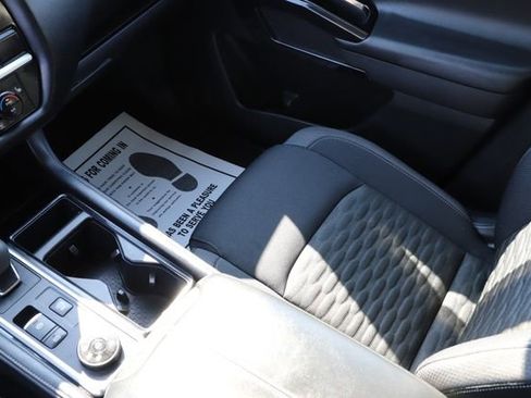 Used 2022 Nissan Pathfinder SV image 26