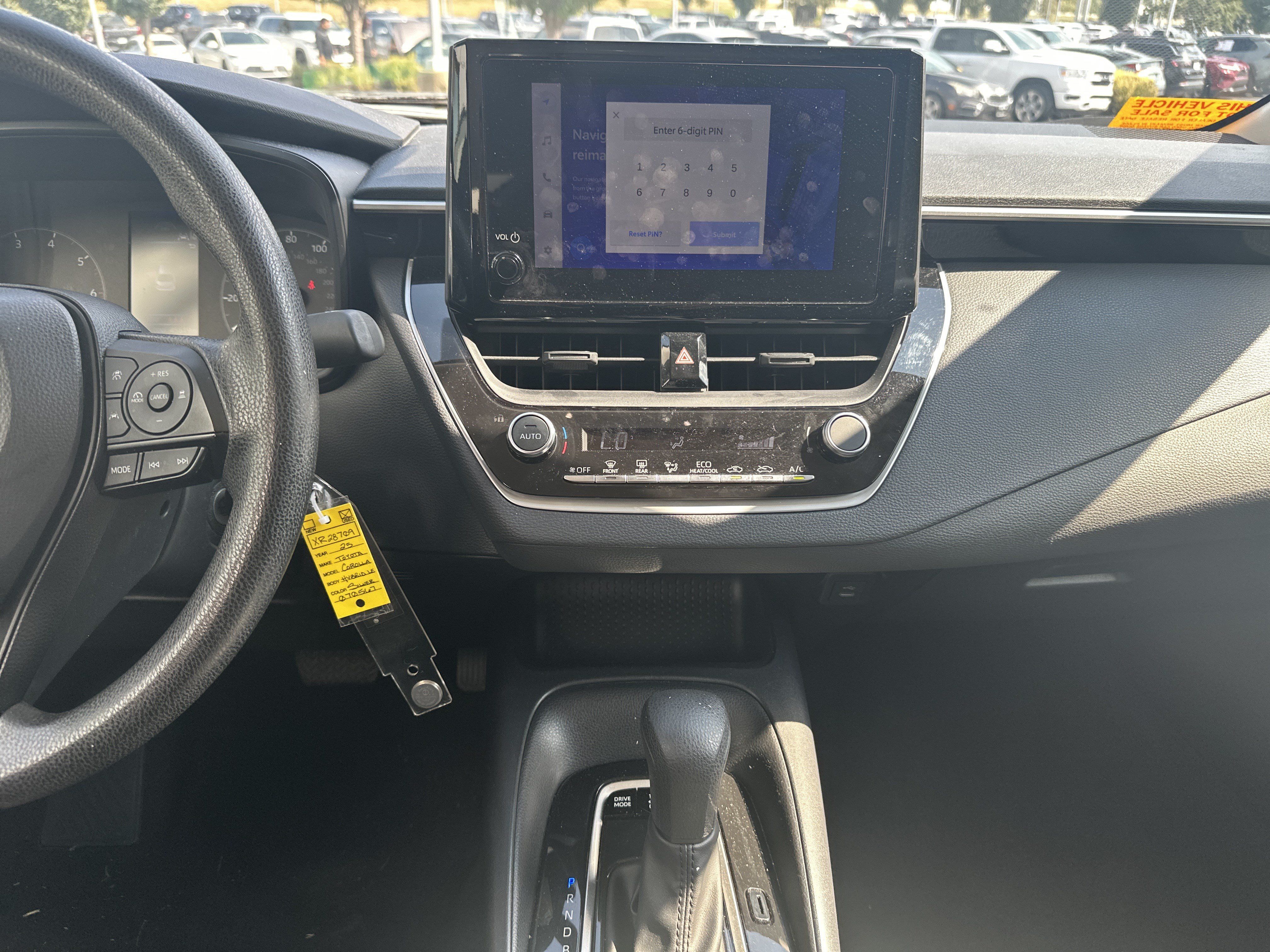 Used 2025 Toyota Corolla LE FWD image 23