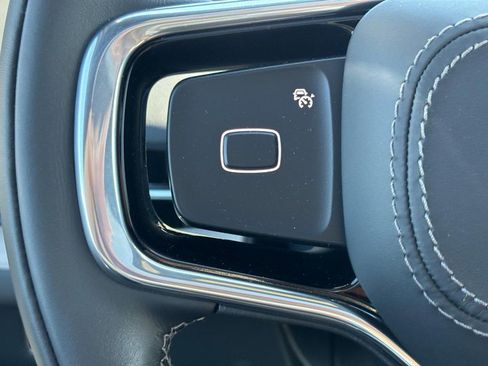 New 2026 Lincoln Navigator Reserve AWD/4WD image 18