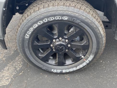 New 2026 RAM 3500 Big Horn AWD/4WD image 6