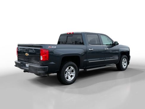 Used 2017 Chevrolet Silverado 1500 LTZ Z71 w/ LTZ Plus Package image 5
