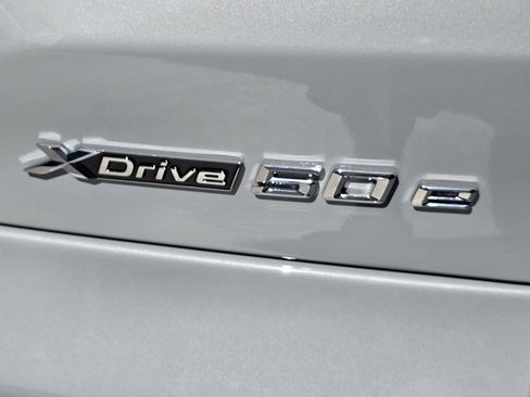 New 2026 BMW X5 xDrive50e w/ M Sport Package image 4