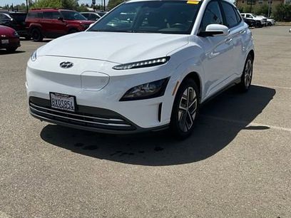 Used 2022 Hyundai Kona SEL w/ Convenience Package