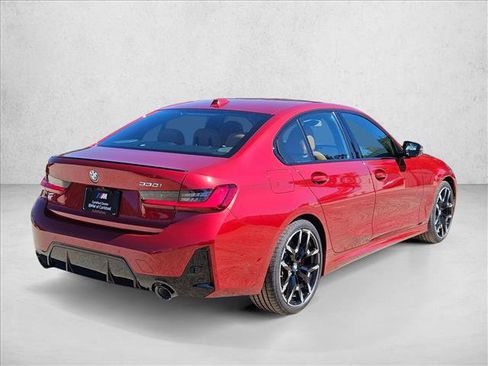 Used 2026 BMW 330i Sedan w/ M Sport Package RWD image 2