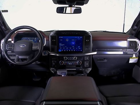 Used 2023 Ford F150 Lariat image 12