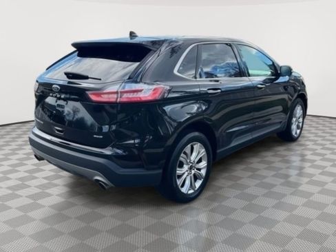 Used 2023 Ford Edge Titanium AWD/4WD image 5