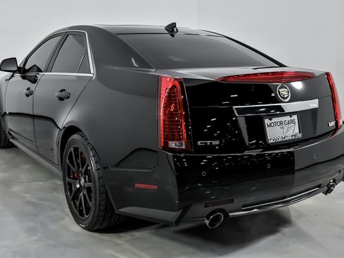 Used 2013 Cadillac CTS V image 10