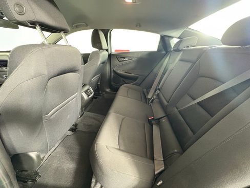 Used 2022 Chevrolet Malibu LT image 35