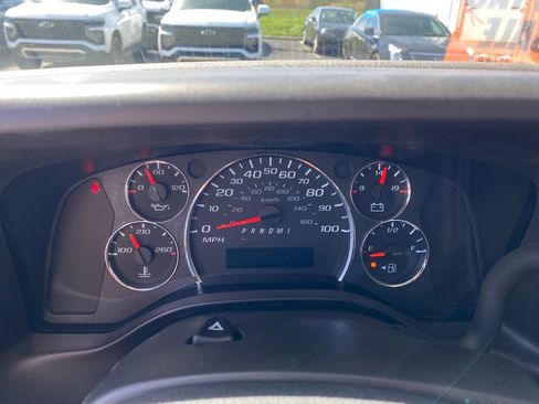 New 2025 Chevrolet Express 3500 w/ Power Convenience Package RWD image 17