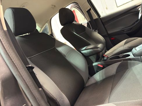 Used 2014 Ford Focus SE image 21