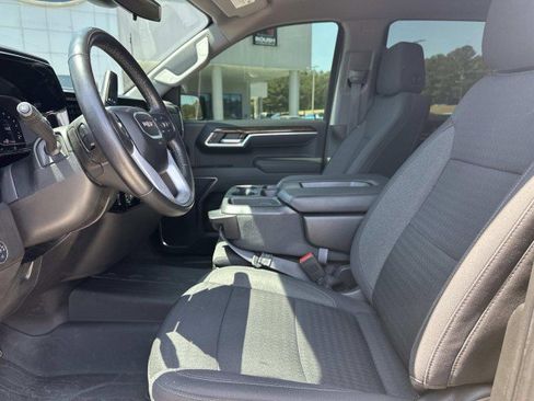 Used 2022 GMC Sierra 1500 Elevation AWD/4WD image 8