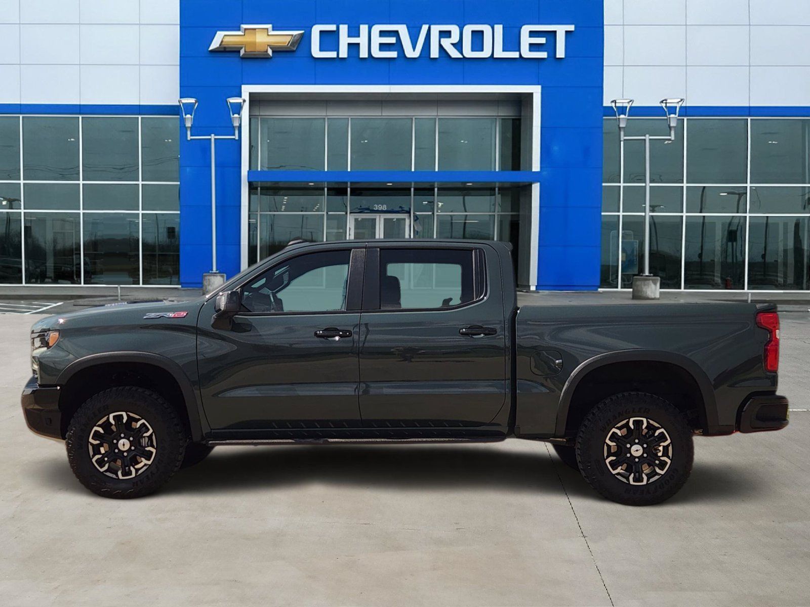 Certified 2026 Chevrolet Silverado 1500 ZR2 AWD/4WD image 3
