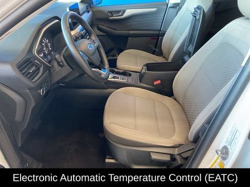 Used 2022 Ford Escape SE w/ Cold Weather Package AWD/4WD image 8