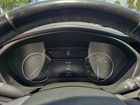 Used 2019 Cadillac XT4 Premium Luxury w/ Cold Weather Package FWD image 32