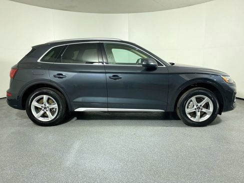 Used 2023 Audi Q5 Premium w/ Convenience Package image 38
