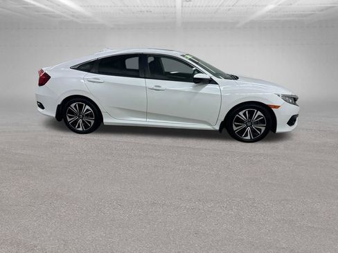 Used 2018 Honda Civic EX-T image 13