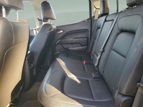 Used 2018 GMC Canyon SLT w/ Driver Alert Package image 12