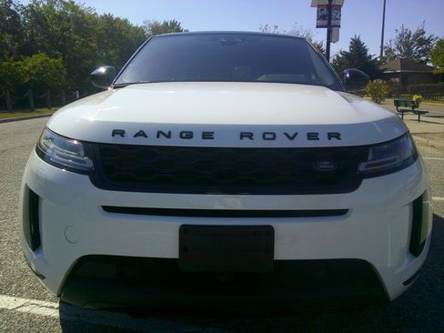 Used 2020 Land Rover Range Rover Evoque S image 37