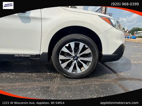 Used 2017 Subaru Outback 2.5i Limited AWD/4WD image 16