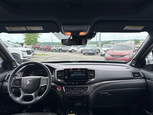 Used 2024 Honda Passport TrailSport image 21