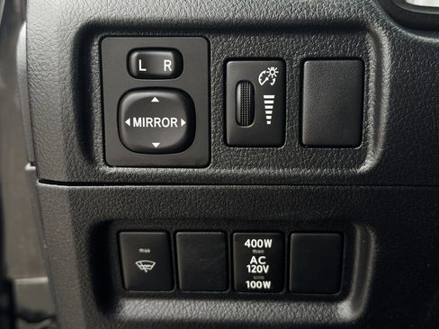 Used 2019 Toyota 4Runner TRD Off-Road Premium AWD/4WD image 21