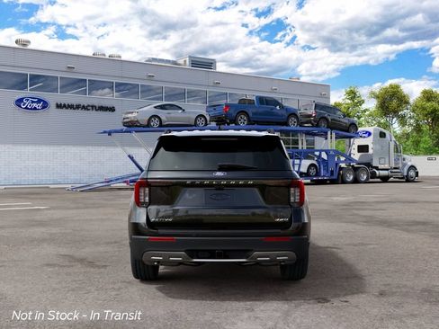 New 2027 Ford Explorer Active AWD/4WD image 7