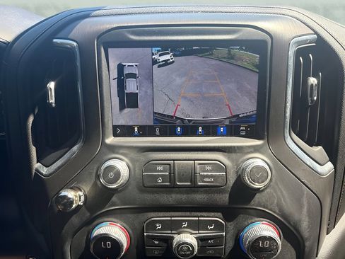 Used 2021 GMC Sierra 2500 AT4 w/ AT4 Premium Plus Package AWD/4WD image 23
