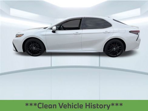 Used 2023 Toyota Camry XSE image 2