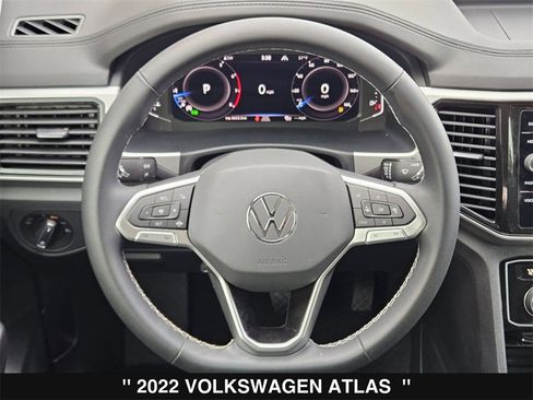 Used 2022 Volkswagen Atlas SE image 26