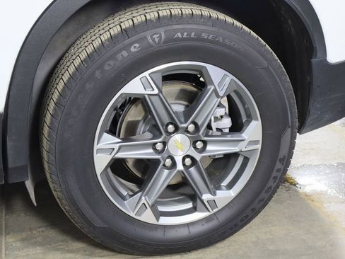 Used 2023 Chevrolet Blazer LT image 39