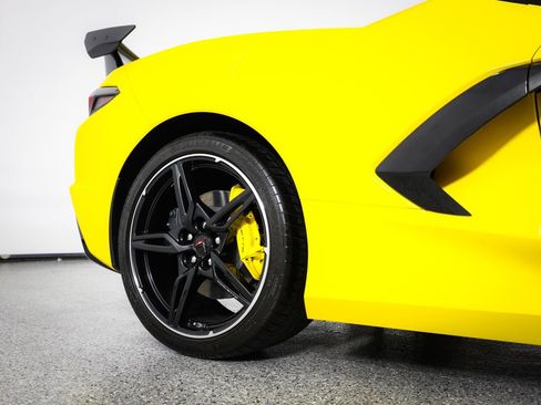 Used 2025 Chevrolet Corvette Stingray Coupe image 11