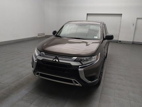Used 2019 Mitsubishi Outlander ES image 15