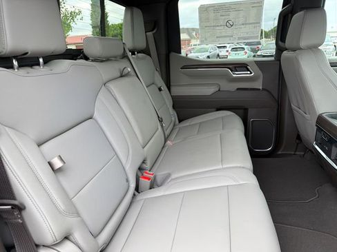 New 2026 GMC Sierra 1500 SLT AWD/4WD image 24