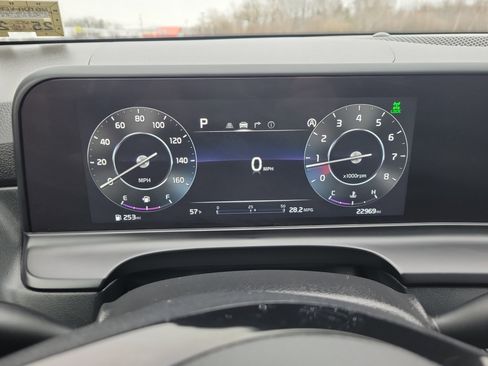 Used 2024 Kia Seltos EX image 22