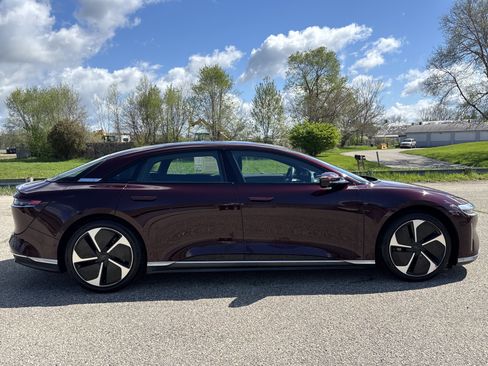 Used 2024 Lucid Air Touring AWD/4WD image 36