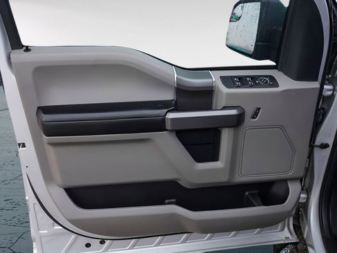 Used 2019 Ford F150 XLT w/ Equipment Group 302A Luxury image 25