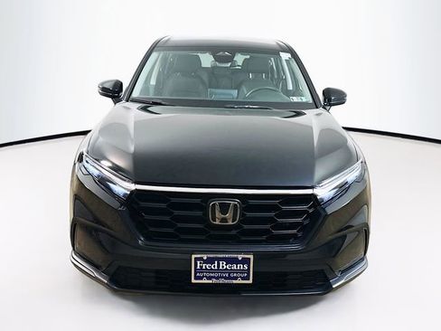 Used 2025 Honda CR-V LX image 2