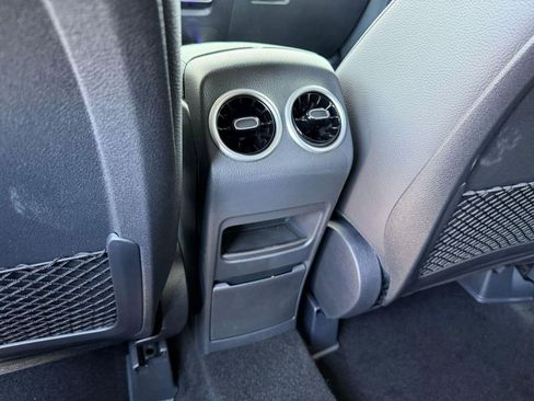 New 2026 Mercedes-Benz GLB 250 4MATIC image 31