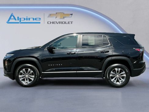 Used 2025 Chevrolet Equinox LT AWD/4WD image 2