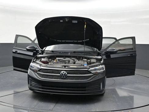 Used 2024 Volkswagen Jetta Sport FWD image 33