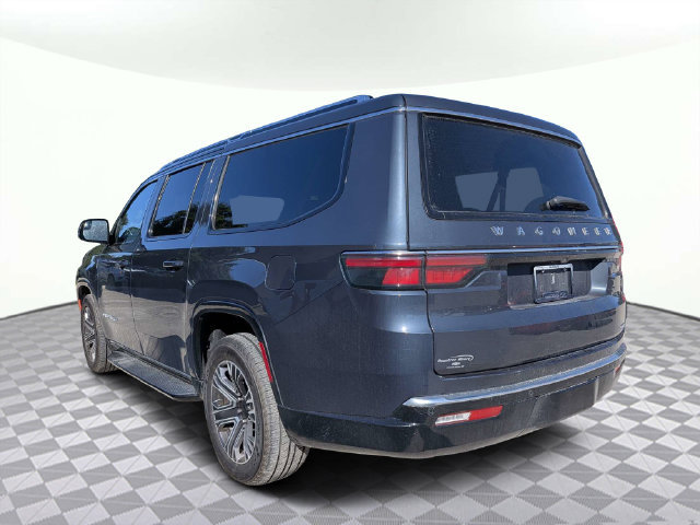 Used 2024 Jeep Wagoneer L Series II w/ Flexible Seating Group RWD image 5