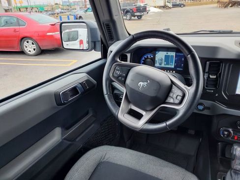 Used 2023 Ford Bronco Big Bend image 6