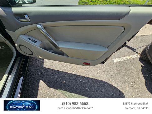 Used 2004 INFINITI G35 Coupe w/ Performance Tire & Wheel Pkg RWD image 14