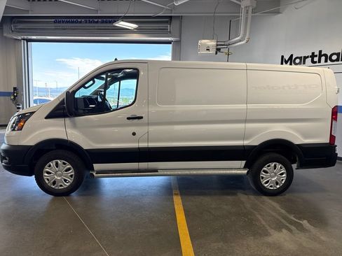 Used 2025 Ford Transit 250 Low Roof w/ Exterior Upgrade Package RWD image 4