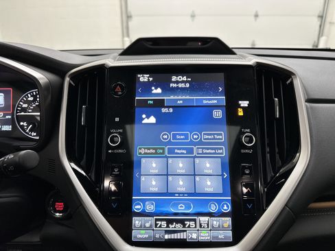 Certified 2025 Subaru Ascent Touring image 34