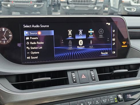 Used 2021 Lexus ES 250 ES 250 w/ Premium Package image 20