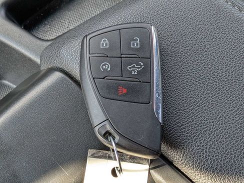 Used 2024 GMC Sierra 1500 SLE image 32