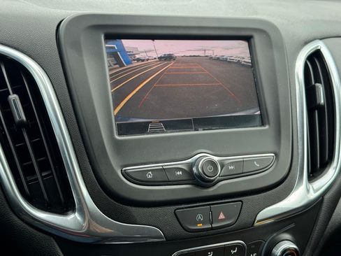 Used 2024 Chevrolet Equinox LT w/ LPO, Floor Liner Package AWD/4WD image 16