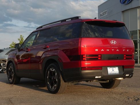 Used 2025 Hyundai Santa Fe SEL AWD/4WD image 15