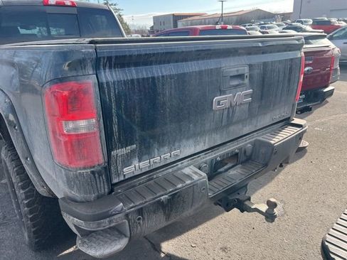 Used 2019 GMC Sierra 3500 Denali w/ Duramax Plus Package image 12